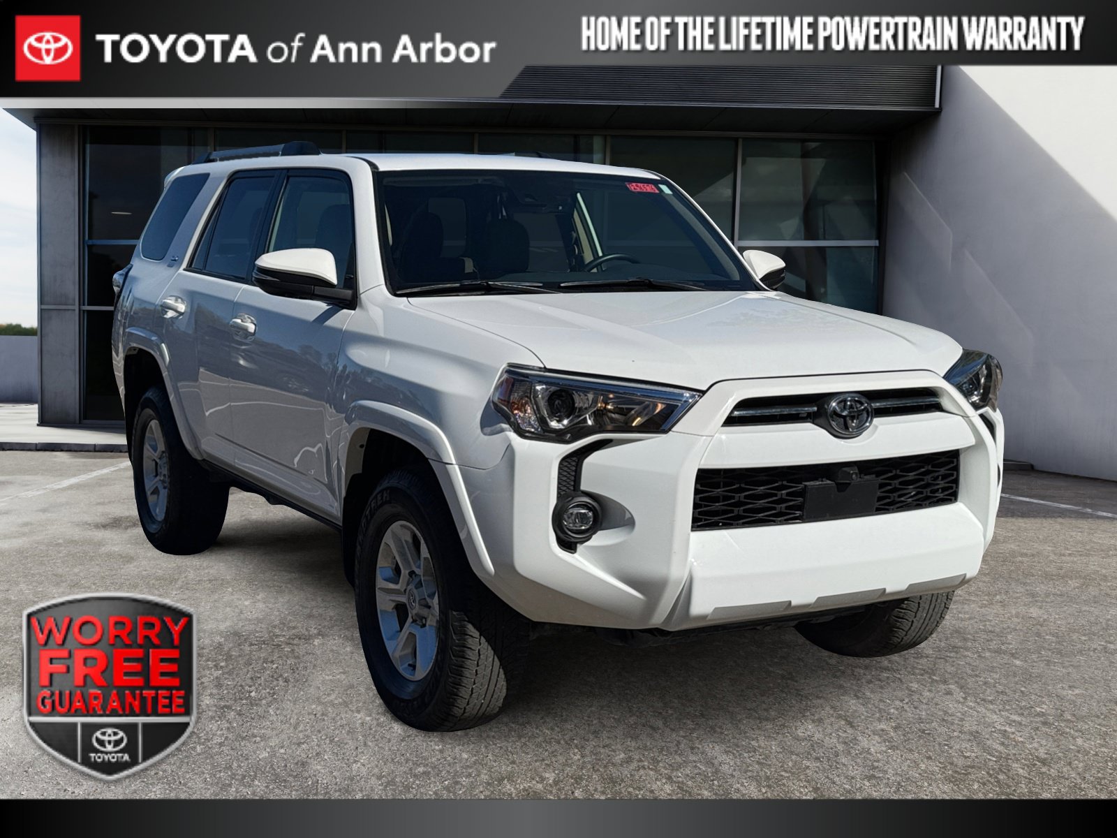 Used 2024 Toyota 4Runner SR5 Premium w/ SR5 Premium Package AWD/4WD image 1