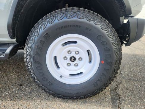 New 2026 Ford Bronco Heritage Edition AWD/4WD image 19