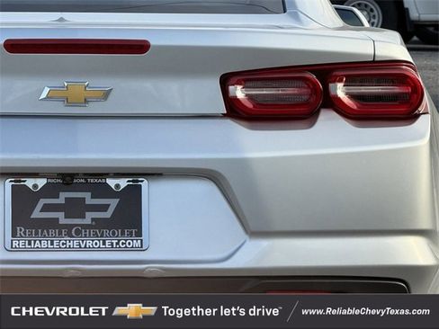 Used 2019 Chevrolet Camaro LT image 10
