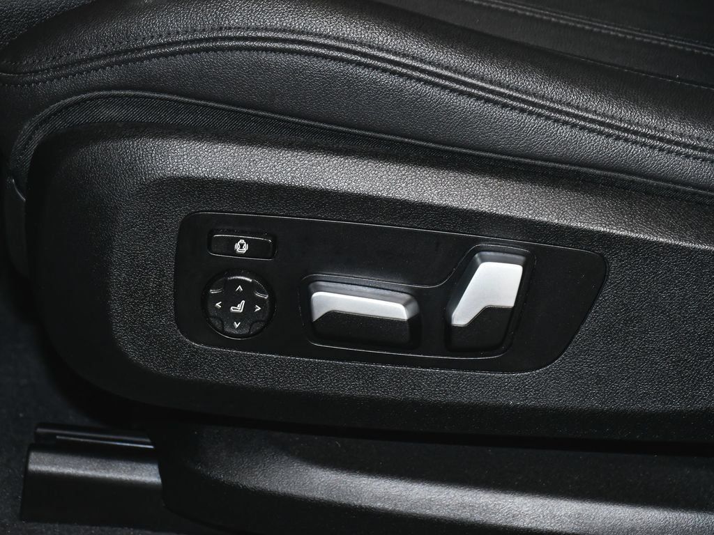 Used 2020 BMW X5 xDrive40i AWD/4WD image 44