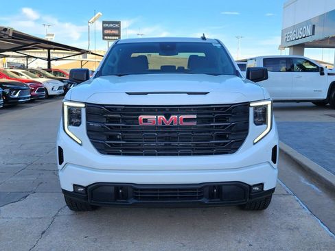 New 2026 GMC Sierra 1500 Elevation image 9