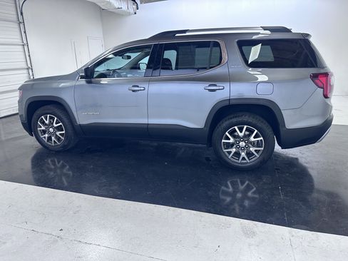 Used 2020 GMC Acadia SLE w/ Driver Convenience Package FWD image 12