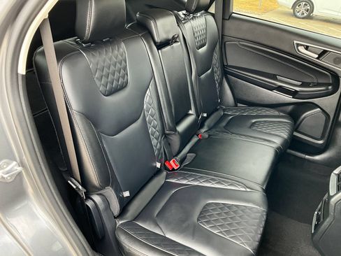 Used 2024 Ford Edge Titanium AWD/4WD image 25