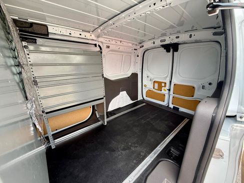 Used 2022 Ford Transit Connect XL FWD image 33
