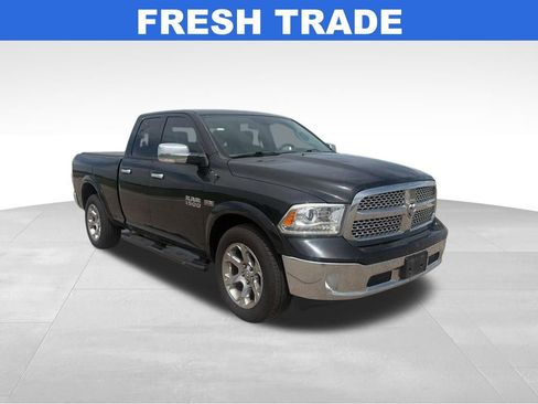 Used 2017 RAM 1500 Laramie AWD/4WD image 1