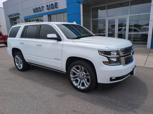 Used 2017 Chevrolet Tahoe Premier AWD/4WD image 2