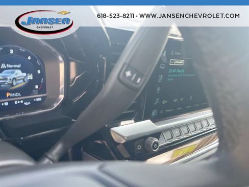 Used 2024 Chevrolet Silverado 1500 LT AWD/4WD image 15