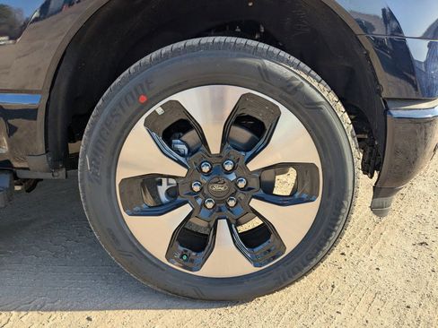 New 2025 Ford F150 Lightning Platinum image 11