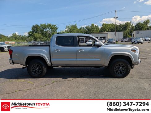 Certified 2023 Toyota Tacoma SR5 AWD/4WD image 2