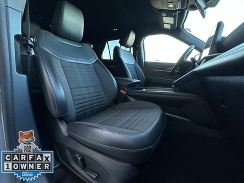 Used 2025 Ford Explorer ST-Line w/ ST-Line Street Pack image 28
