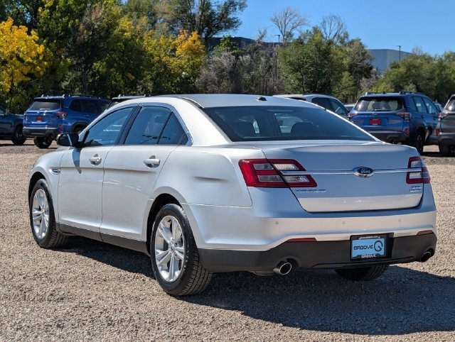 Used 2016 Ford Taurus SEL w/ Equipment Group 201A FWD image 3