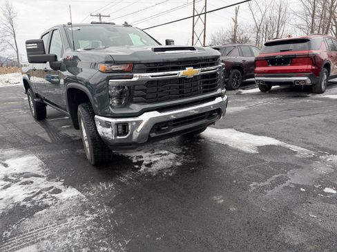 New 2026 Chevrolet Silverado 3500 LT w/ All Star Edition image 39