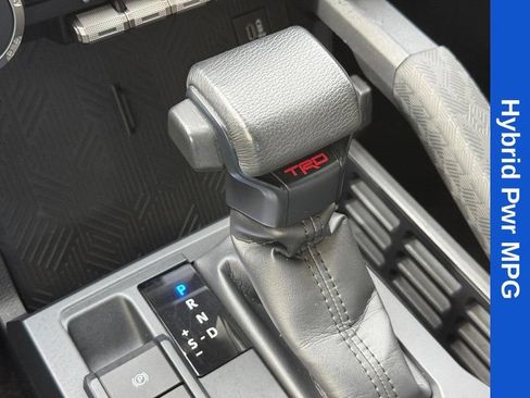 Used 2024 Toyota Tacoma TRD Sport AWD/4WD image 27