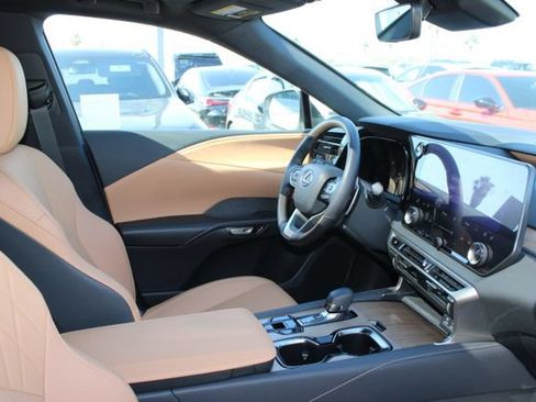 Certified 2025 Lexus RX 350 Premium FWD image 5
