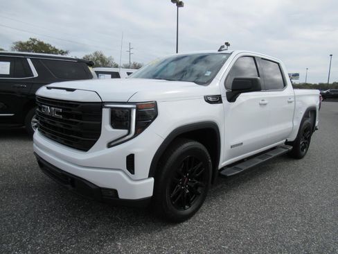 Used 2025 GMC Sierra 1500 Elevation RWD image 3