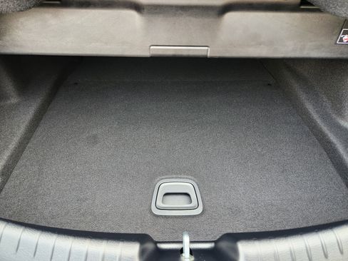 Certified 2024 Mercedes-Benz CLE 450 4MATIC Cabriolet image 32