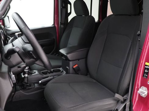 Used 2021 Jeep Wrangler Unlimited Sport image 16