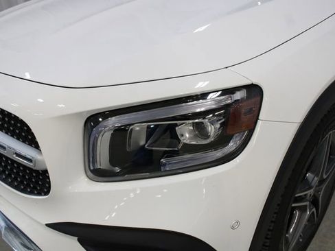 Used 2020 Mercedes-Benz GLB 250 GLB 250 image 34