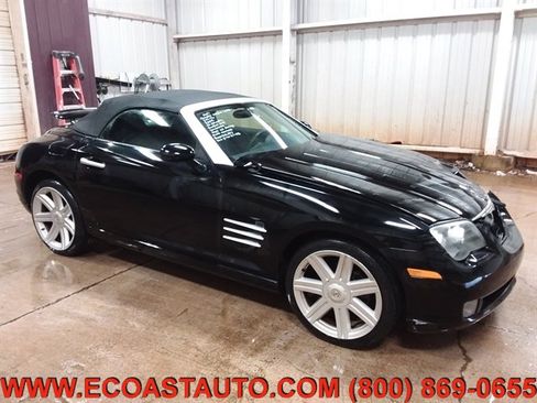 Used 2007 Chrysler Crossfire Limited image 4