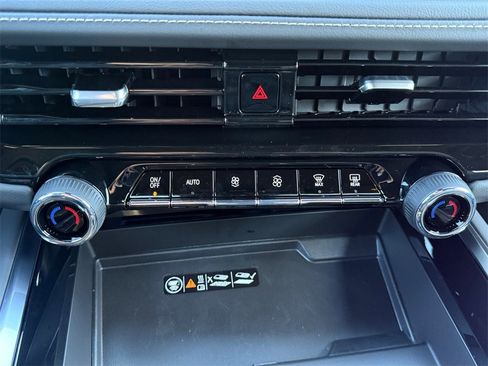 New 2026 Chevrolet Tahoe Premier image 17