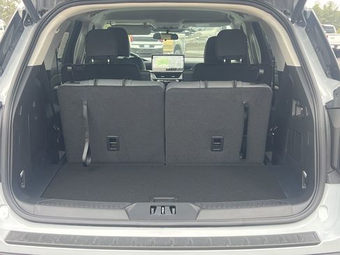 New 2026 Ford Explorer Active w/ Active Comfort Package image 19