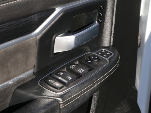 Used 2024 RAM 2500 Laramie w/ Sport Appearance Package image 11