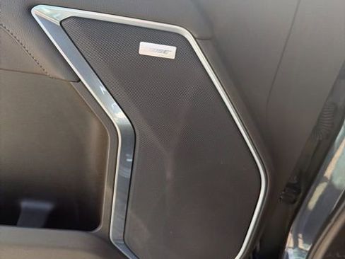 Used 2024 Chevrolet Silverado 2500 LTZ w/ LTZ Convenience Package image 17