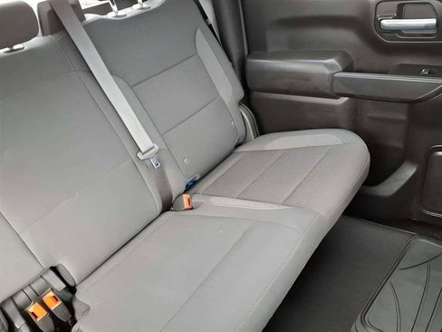 Used 2024 Chevrolet Silverado 1500 Custom image 18