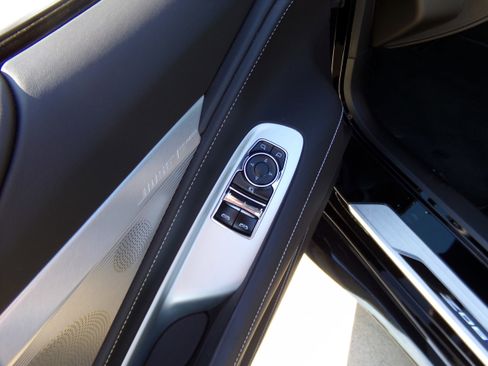 Used 2025 Chevrolet Corvette Z06 RWD image 14