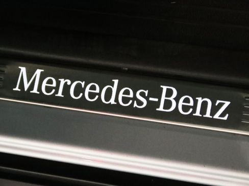 Used 2023 Mercedes-Benz GLS 450 4MATIC image 88
