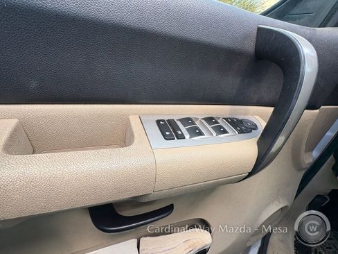 Used 2009 GMC Sierra 2500 SLE w/ Convenience Package image 9