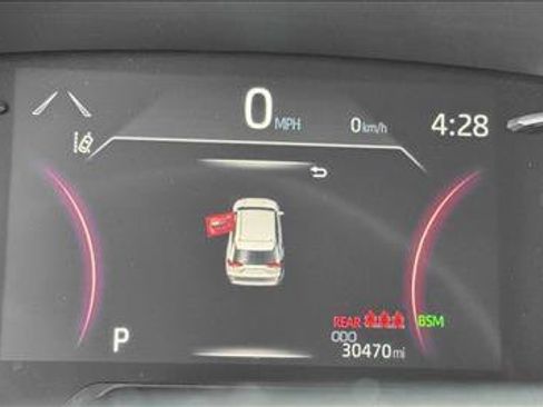 Used 2025 Toyota RAV4 XLE AWD/4WD image 10