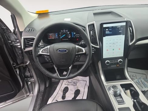 Used 2023 Ford Edge SEL AWD/4WD image 10