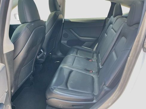 Used 2023 Tesla Model Y Long Range AWD/4WD image 25