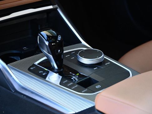 Used 2022 BMW 330e w/ M Sport Package image 21