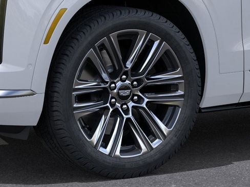 New 2026 Cadillac Vistiq Platinum w/ LPO, Floor Liner Package image 9