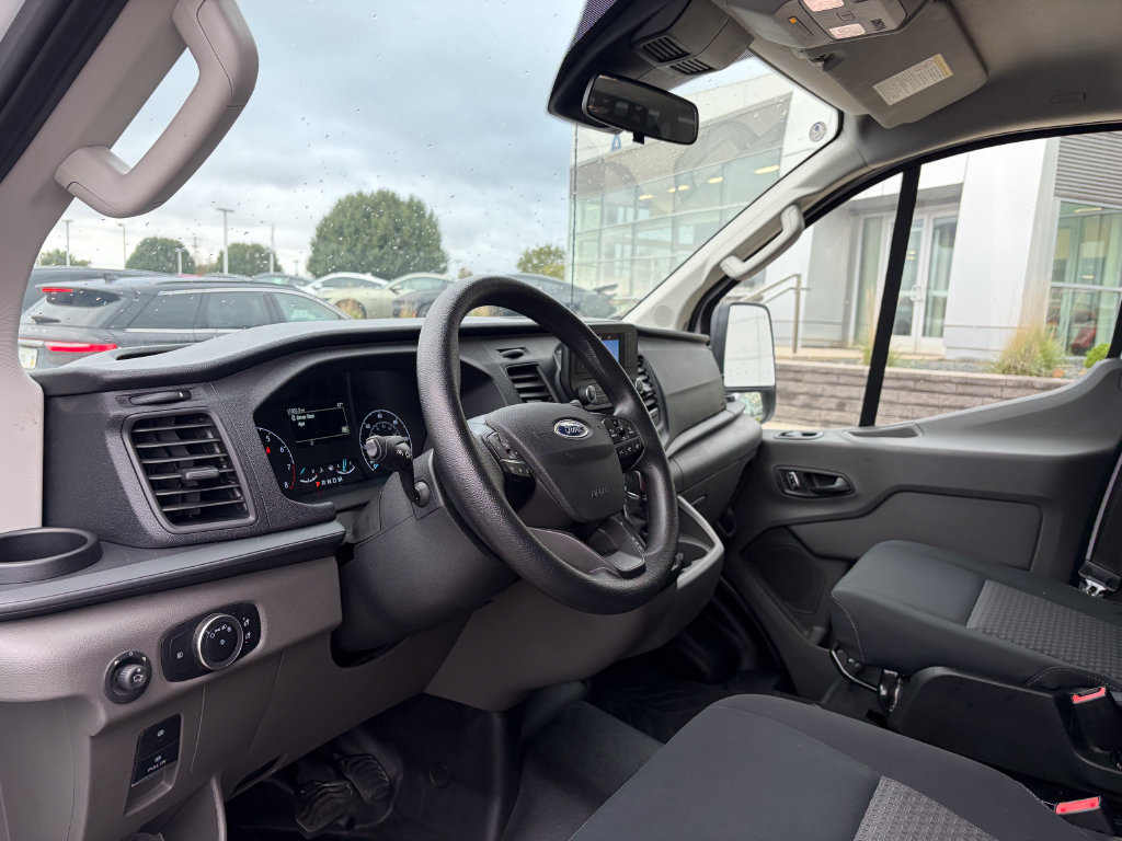 Used 2025 Ford Transit 250 Low Roof w/ Exterior Upgrade Package RWD image 9