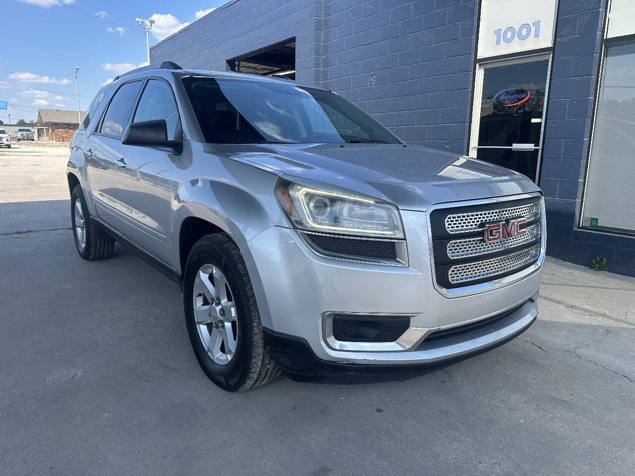 Used 2013 GMC Acadia SLE FWD image 2