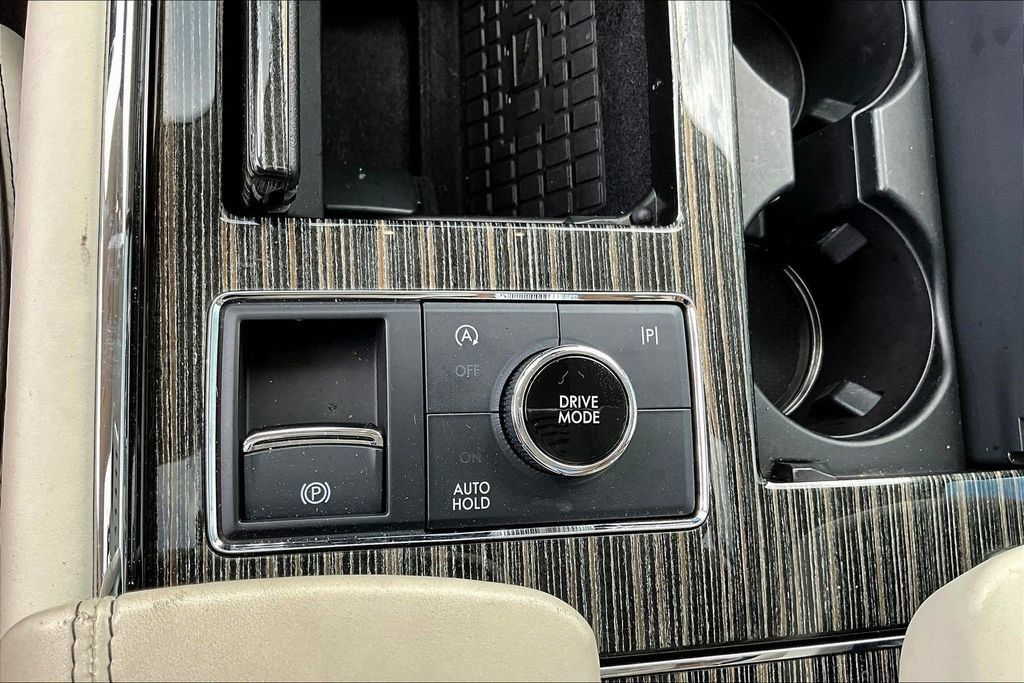 Used 2023 Lincoln Navigator Black Label AWD/4WD image 17