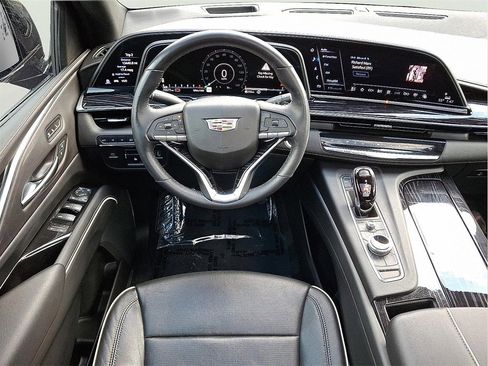 Used 2021 Cadillac Escalade ESV Sport w/ LPO, ONYX Package image 13