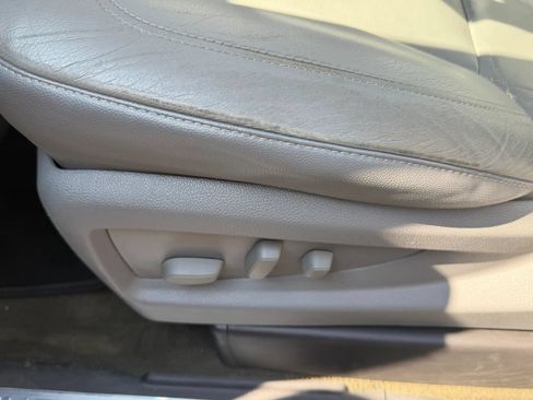 Used 2015 Chevrolet Tahoe LT RWD image 24