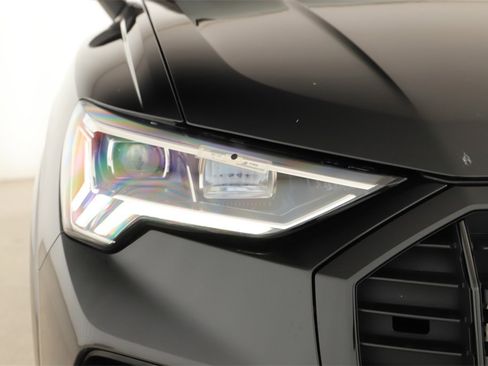 Certified 2024 Audi Q3 2.0T Premium Plus image 34