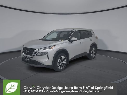 Used 2021 Nissan Rogue SV image 7