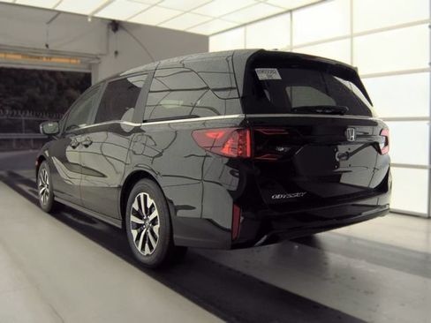 Used 2026 Honda Odyssey EX-L image 11