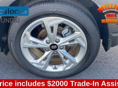 Used 2023 Hyundai Kona SEL image 11