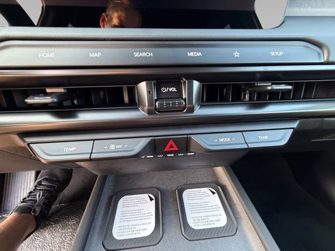New 2027 Kia Telluride SX X-Line AWD/4WD image 17