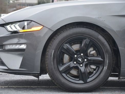 Used 2018 Ford Mustang Coupe image 13