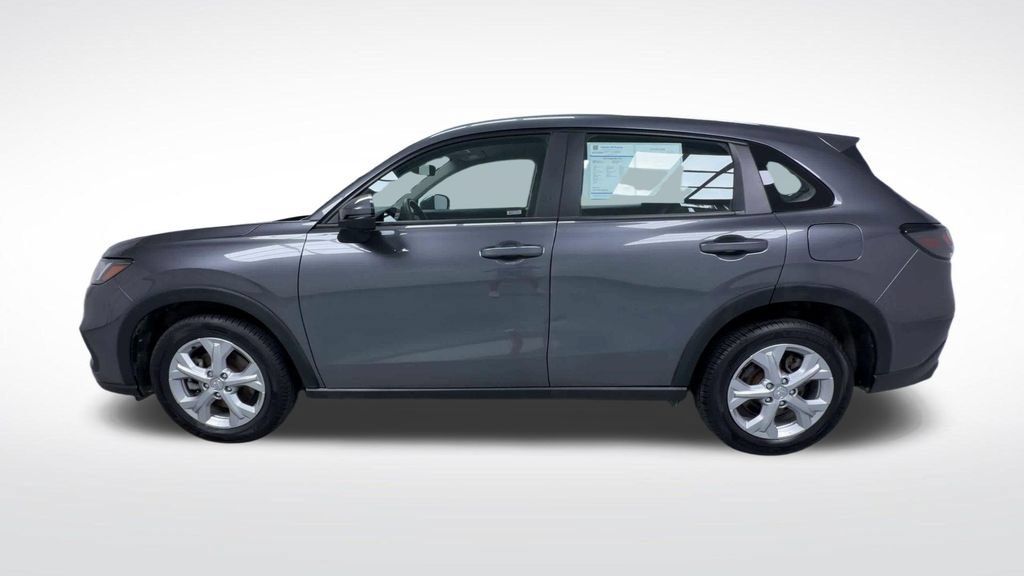 Used 2023 Honda HR-V LX image 5