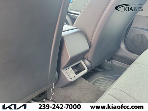 New 2026 Kia K4 FWD image 12