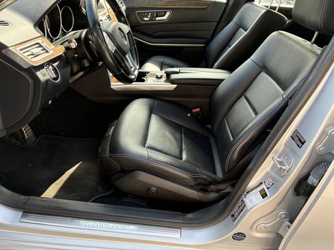 Used 2014 Mercedes-Benz E 350 4MATIC Sedan image 11